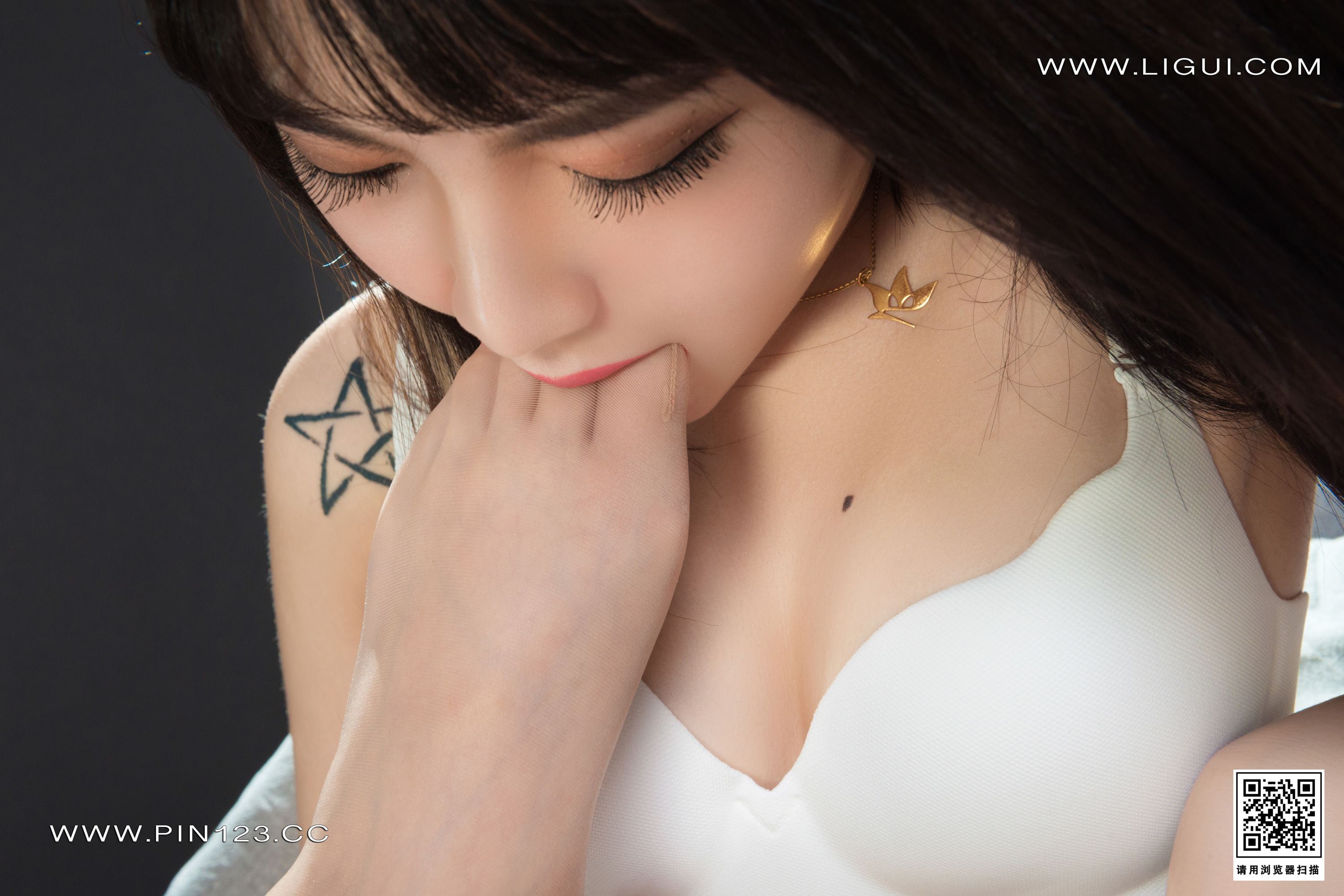 Ligui丽柜 2022.10.15 双生花-丝情袜意 心心&小七